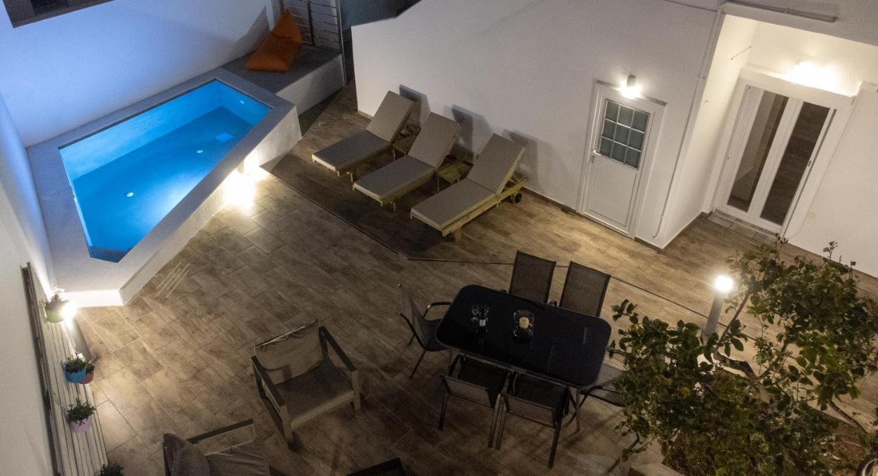 Colors In Naousa - House For 6 People In The City Of Naousa Paros Villa Exterior photo